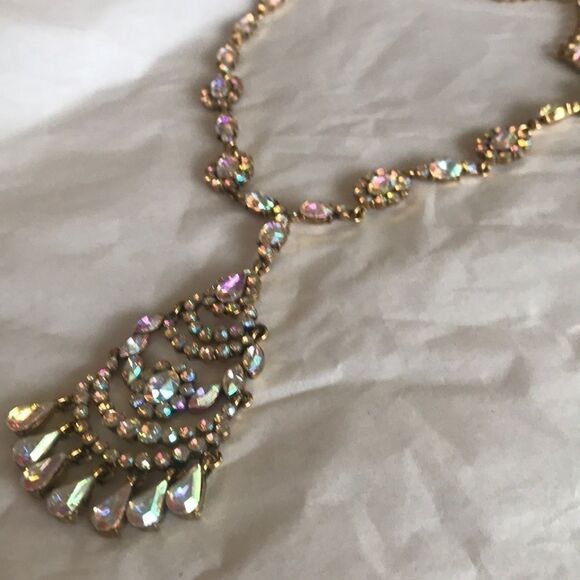 Beautiful Crystal Pendant Necklace!!! - Picture 3 of 8